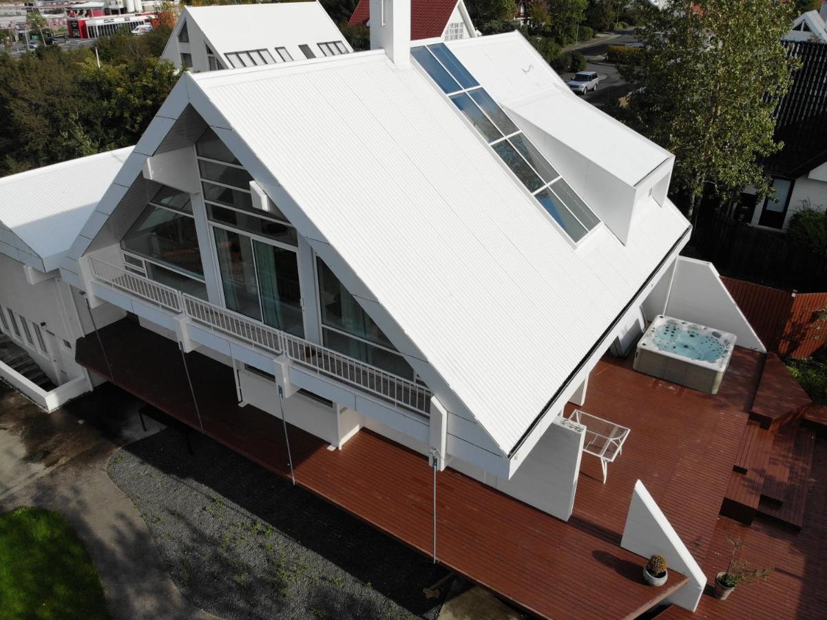 Big Villa Centrally Located In Reykjavik Reiquiavique Exterior foto